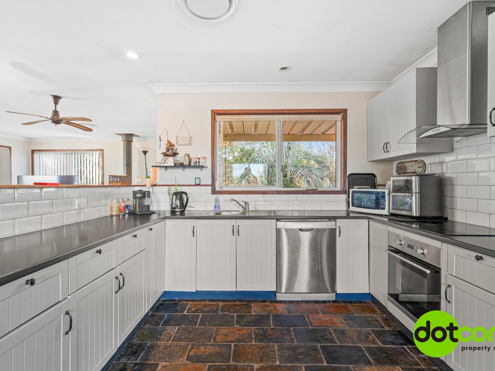 36 Railway Street, Wyee Point