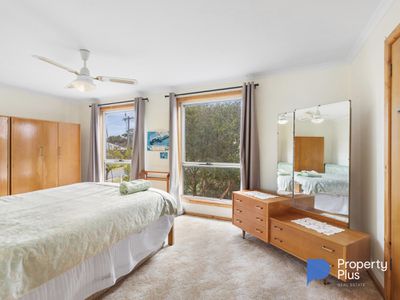 11 Currie Street, Charlton