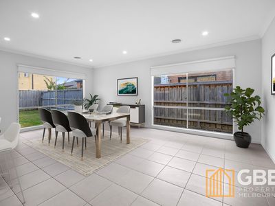 14 Ashwell Avenue, Williams Landing