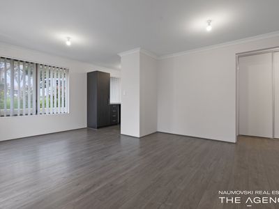 1 / 9 Offham Way, Westminster