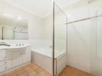 Unit 62 / 74 Universal Street, Pacific Pines