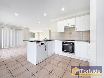 44 Poilus Parade, Tanilba Bay