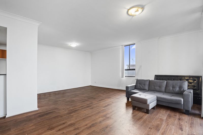 5073 / 57 Queen Street, Auburn