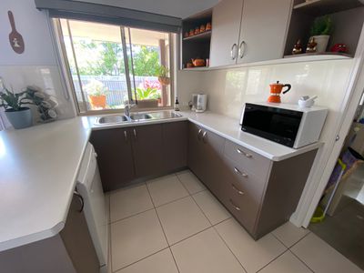 17 / 142-146 ELIZABETH STREET, Urangan