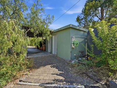 22 Cray Point Parade, Eggs And Bacon Bay