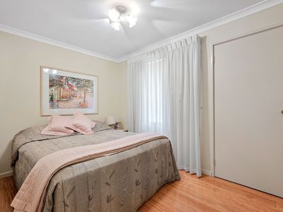 10 Somerville Drive, College Grove