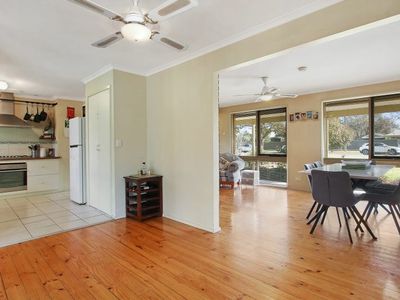 138 Larmer St, Howlong
