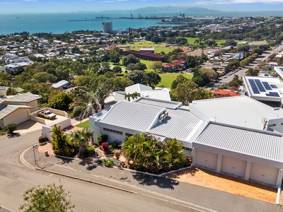 18 Balmoral Drive, Castle Hill