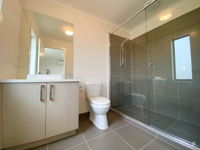 32 Greaves Avenue, Deanside