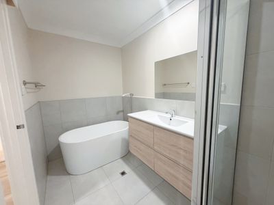 2A Kirwan Court, Hannans