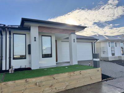 9 Dunphy Street, Tarneit
