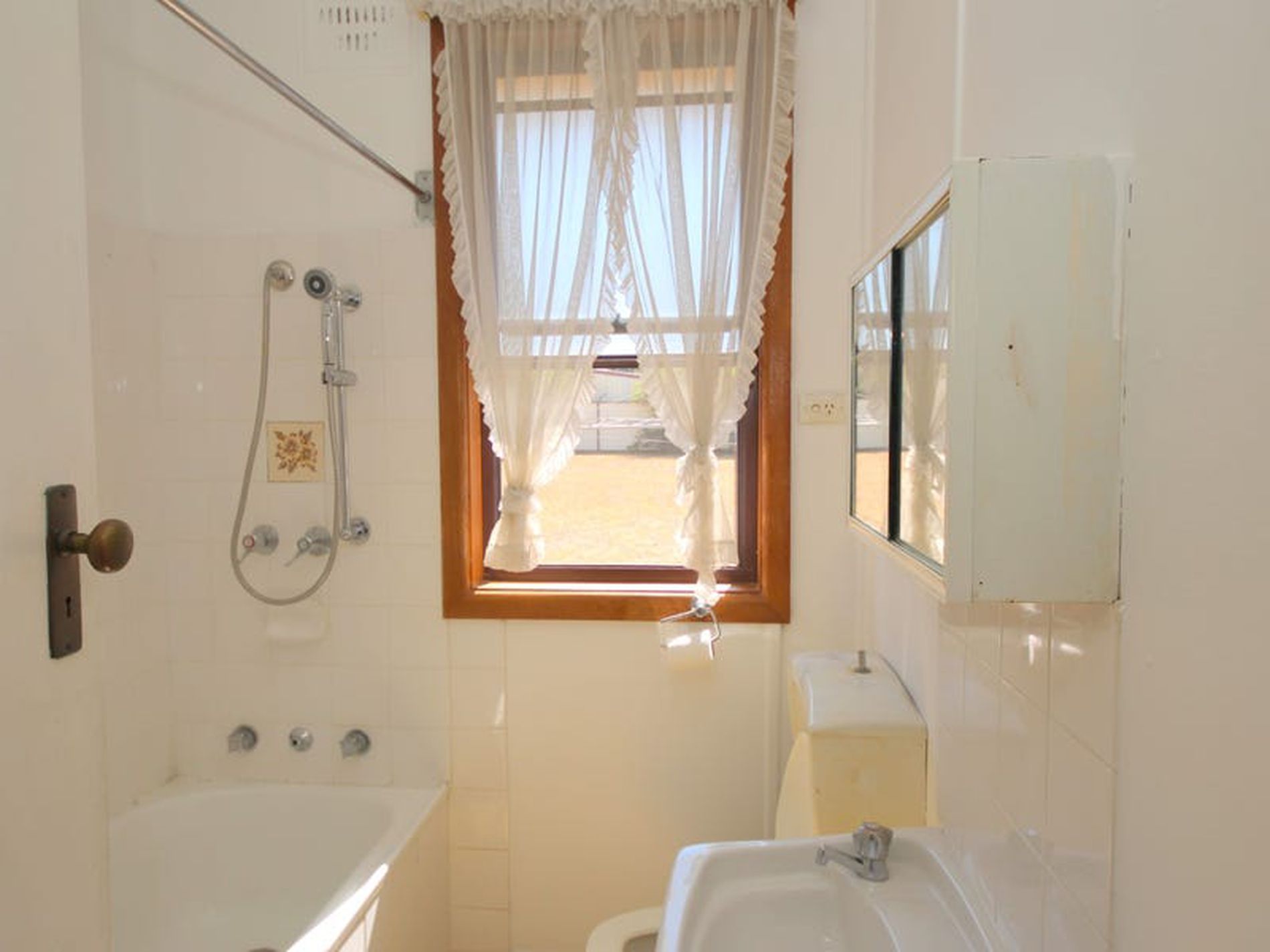 38 Goonaroi Street, Villawood