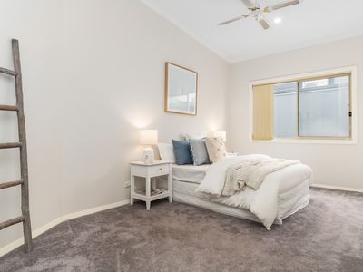 71 Seaford Grove, Seaford