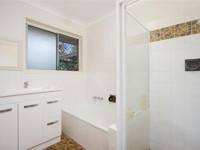 7 Merlin Court, Rochedale South