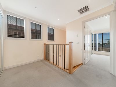 10/41-45 Gretel Grove, Melton