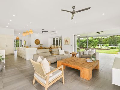 30-32 James Cook Drive, Kewarra Beach