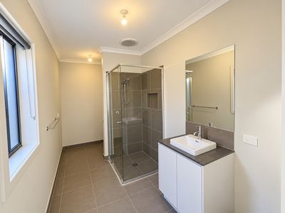 19 Verdelho Road, Shepparton