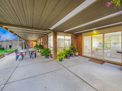 28 Waratah Drive, Altona Meadows