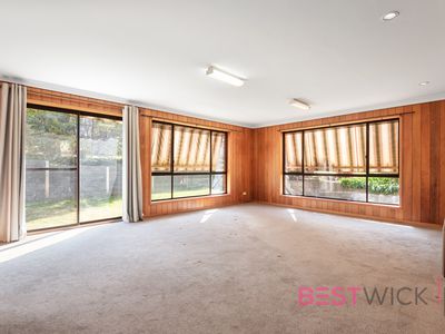 49 Violet Close, South Bathurst