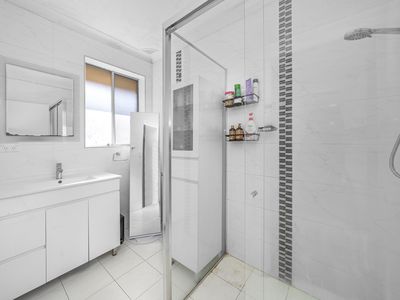 4 / 72 Wangee Road, Lakemba