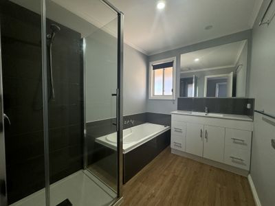 10 Gleeson Street, Warrnambool