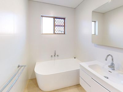 1 / 146 Whiting Street, Labrador