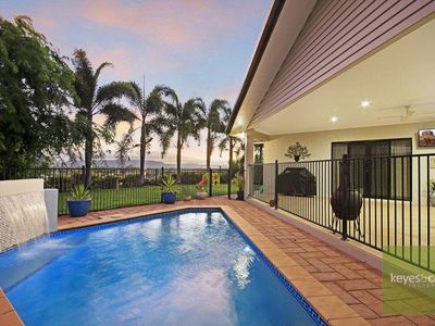 12 Knox Court, Mount Louisa