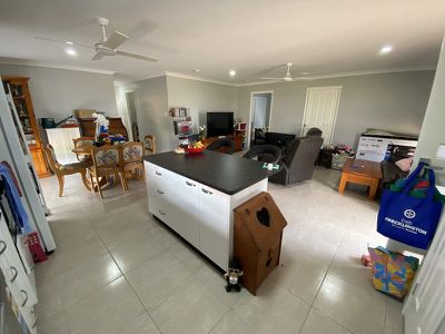 9 Oasis Drive, Kingaroy