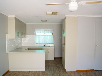 2 / 5 Pynsent Street, Horsham