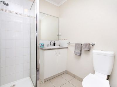 1 / 9-15 Higgs Circuit, Sunbury