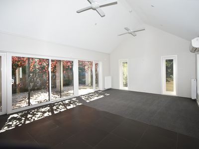 9 FLETCHER ROAD, Beechworth