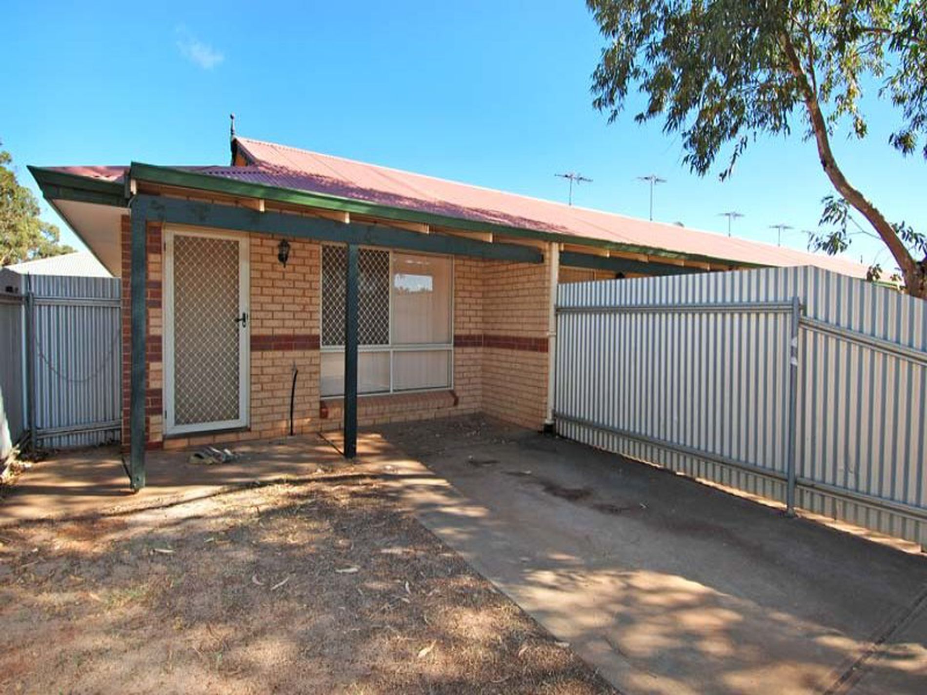 1 / 2 Wittenoom Street, Kalgoorlie