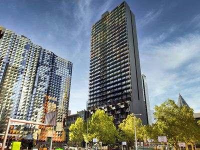 2704 / 31 A'BECKETT STREET, Melbourne