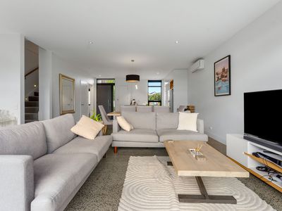 206 Hobsonville Point Road, Hobsonville