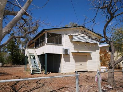 46 CASSOWARY STREET, Longreach