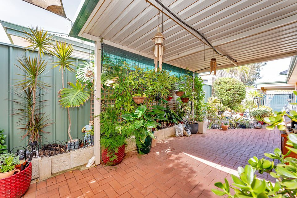 8 RAMSAY PLACE, Bibra Lake