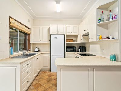 342 Northcliffe Drive, Lake Heights