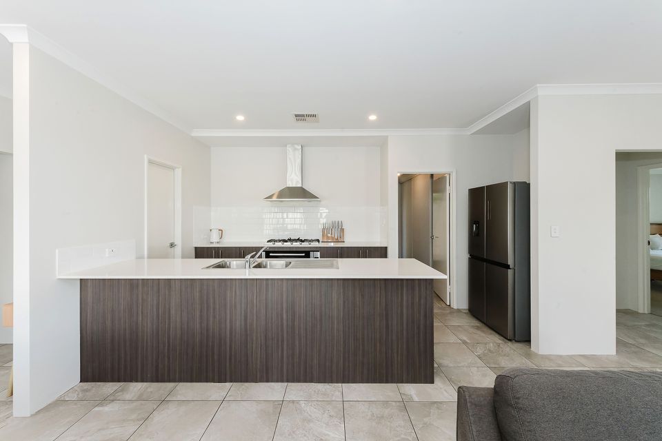 18 Yandal Way, Golden Bay