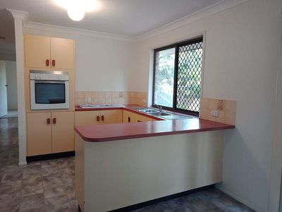 25 Quantock Court, Rochedale South