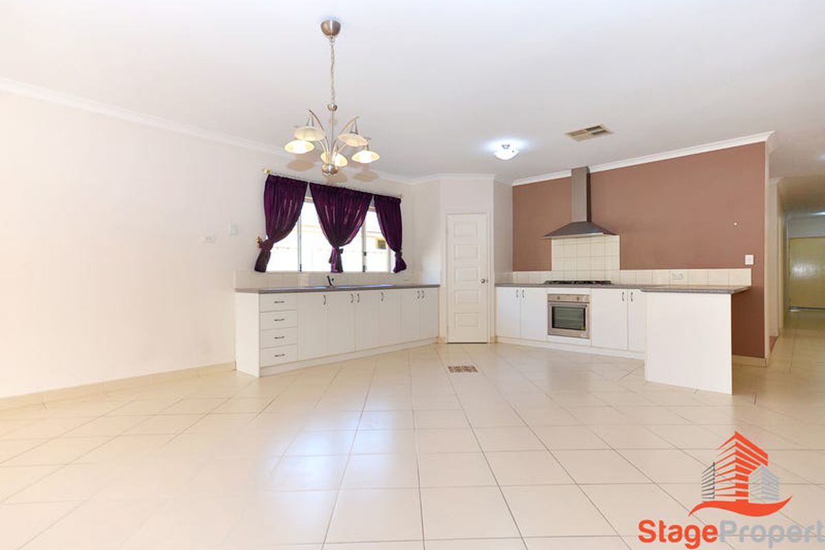 16 Hoop Place, Canning Vale