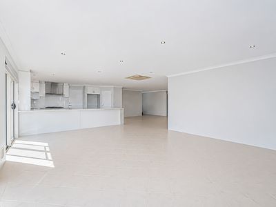 5 Alpina Bend, Canning Vale