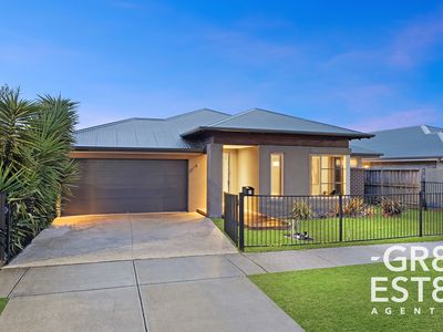 7 Crepe Avenue, Cranbourne West