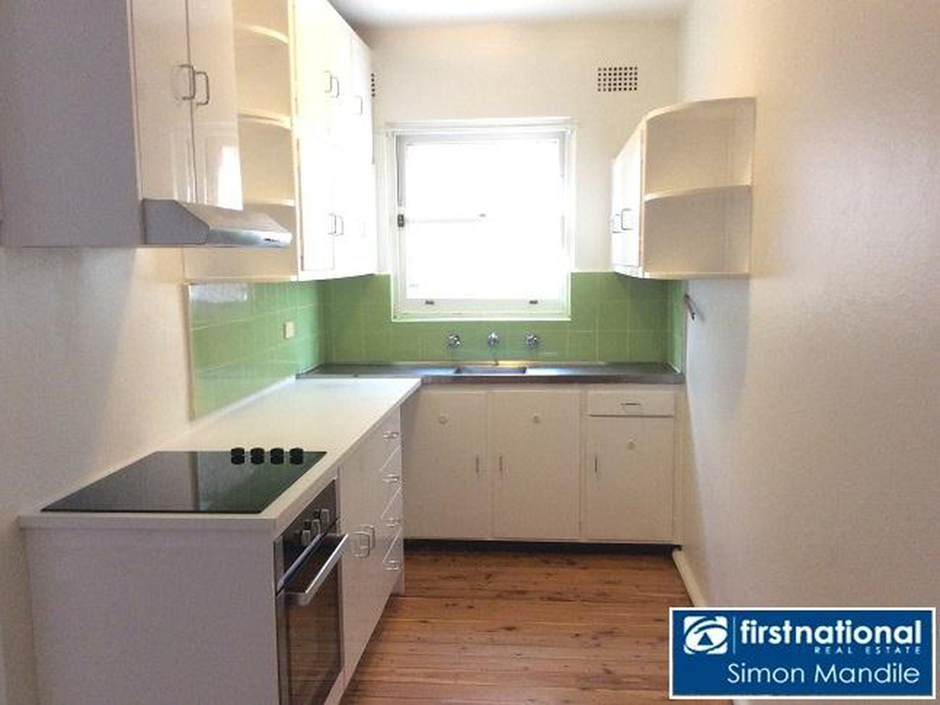 2 / 13 Hercules Road, Brighton-le-sands