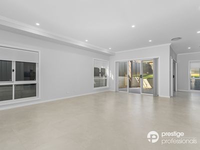 72 Eighth Avenue, Austral