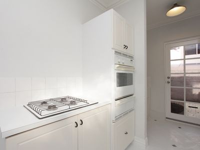 2 / 19 Kitchener Avenue, Burswood