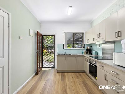 2 / 25 Hervey Street, Scarness