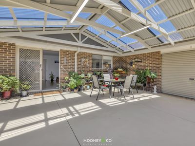 8 Blainroe Crescent, Cranbourne