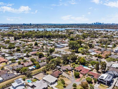 8 Parklands Square, Riverton