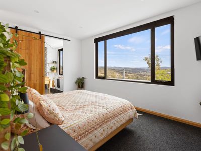 7 Atratus Rise, Swan Bay