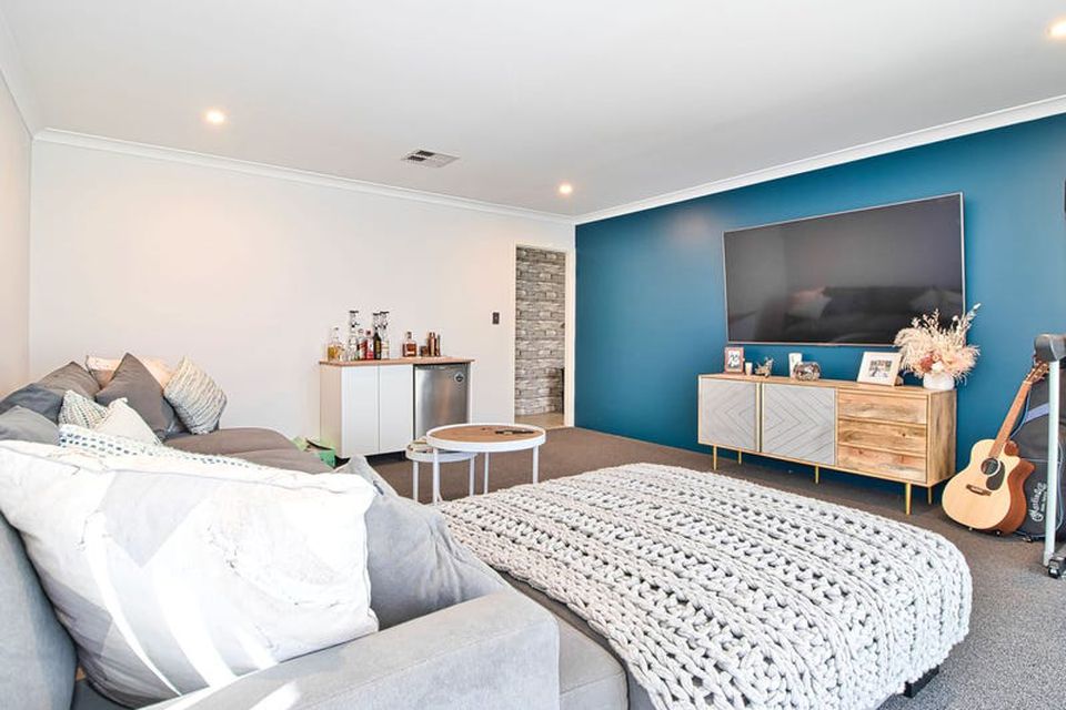 11 Winderie Road , Golden Bay